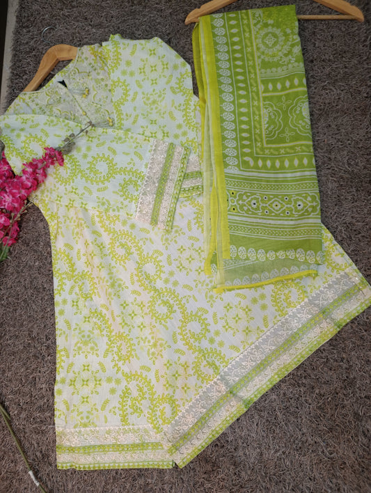Lime 3 Piece Luxury Lawn Suit