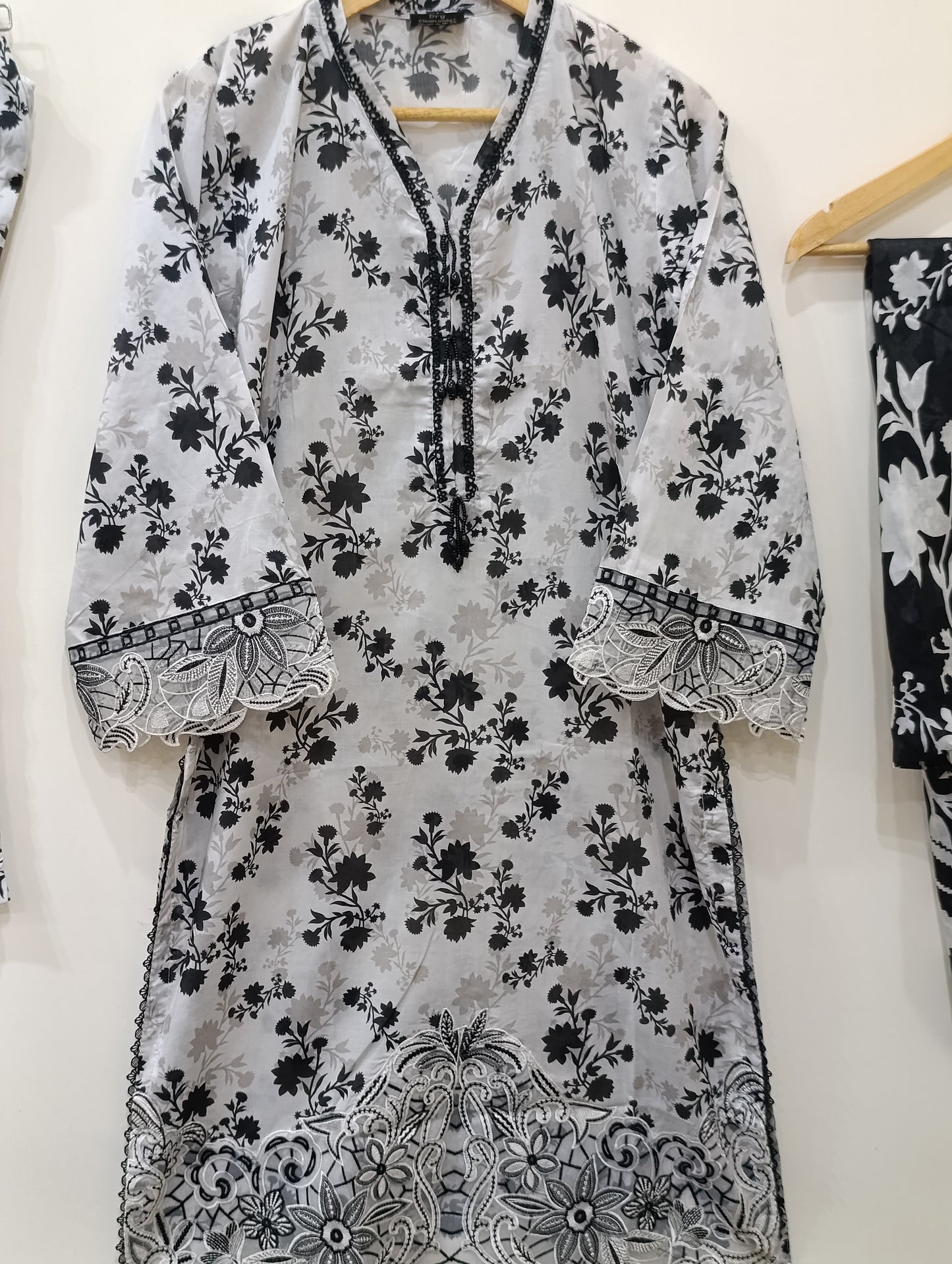 Noir Blossom – 3-Piece Monochrome Embroidered Lawn Suit
