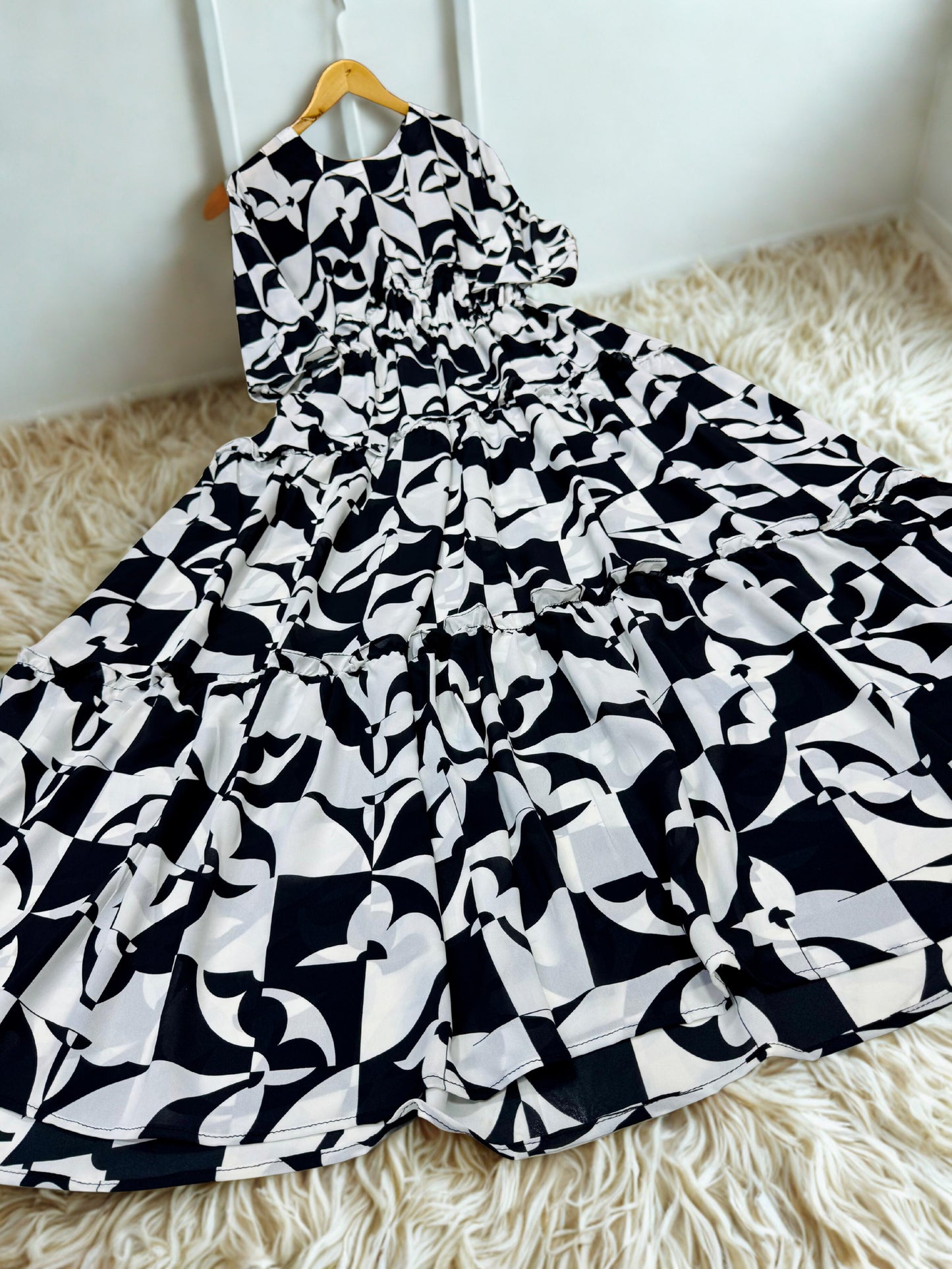 Monochrome Muse | 5-Layer Grip Georgette Maxi Dress